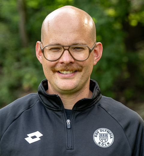 Niklas Stade Trainer Foto ESV Olympia